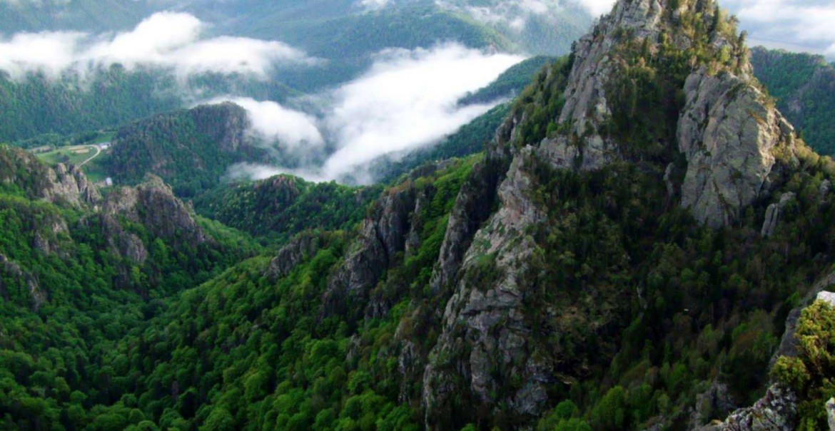 Masivul Cozia - Vâlcea Masivul Cozia - Vâlcea