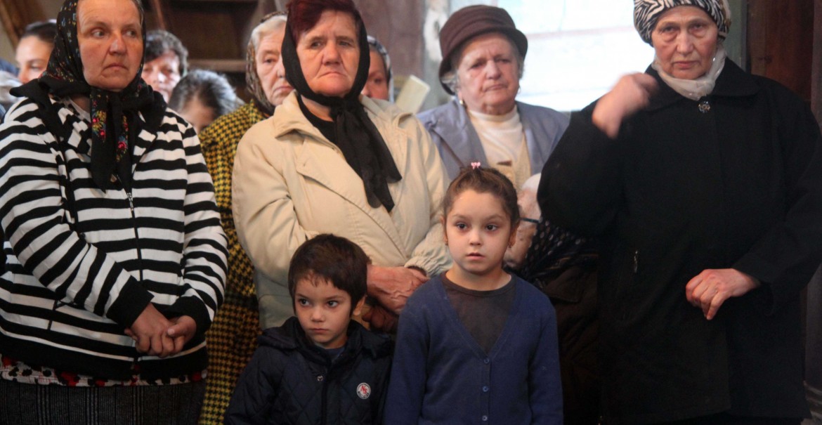 Parohia Călineşti