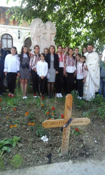 Parohia Mierlești