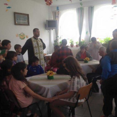 Mângâind pe cei bolnavi